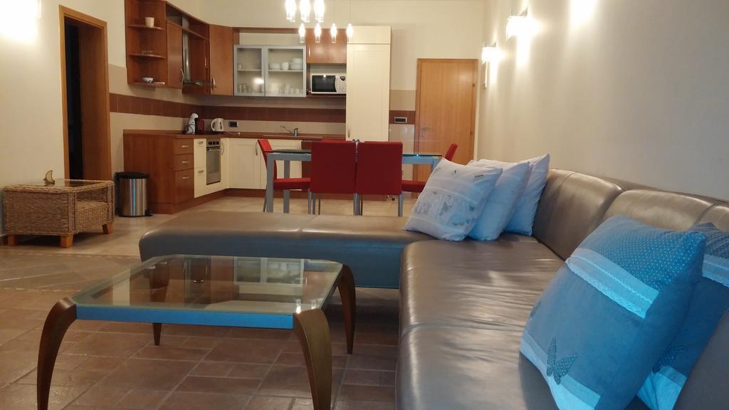 Apartments On Gorana Pavlova 24 Sutivan Luaran gambar