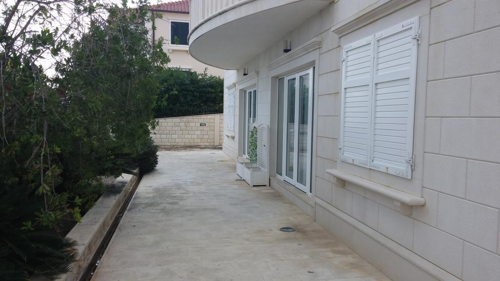 Apartments On Gorana Pavlova 24 Sutivan Luaran gambar